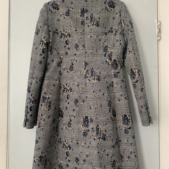 Calvin Klein Flower Trench Coat - Picture 2 of 2